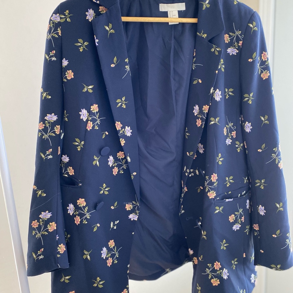 H&M floral blazer